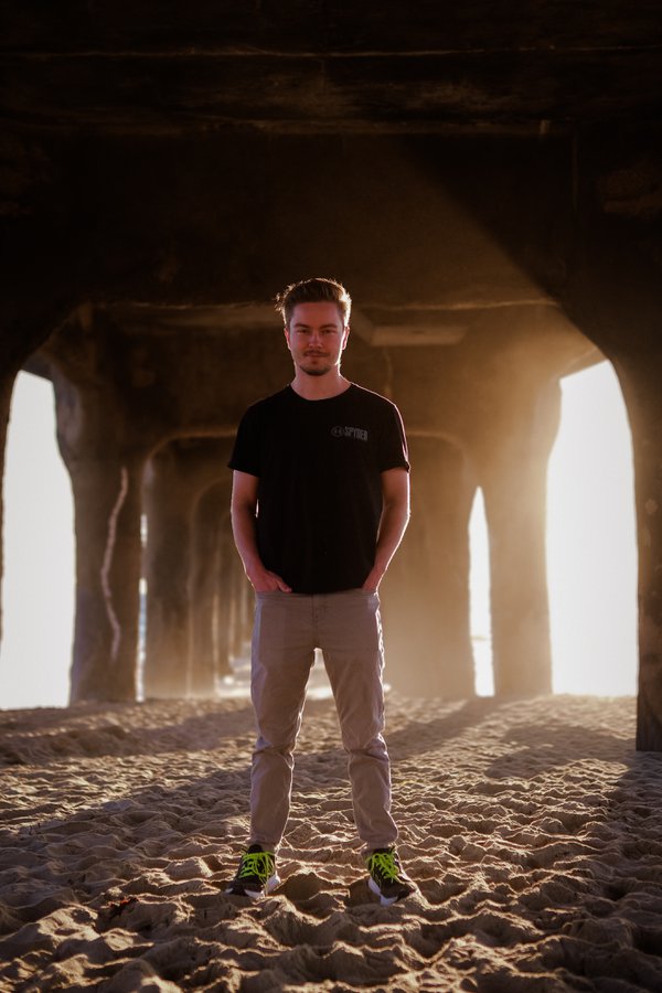 Dating Portrait example