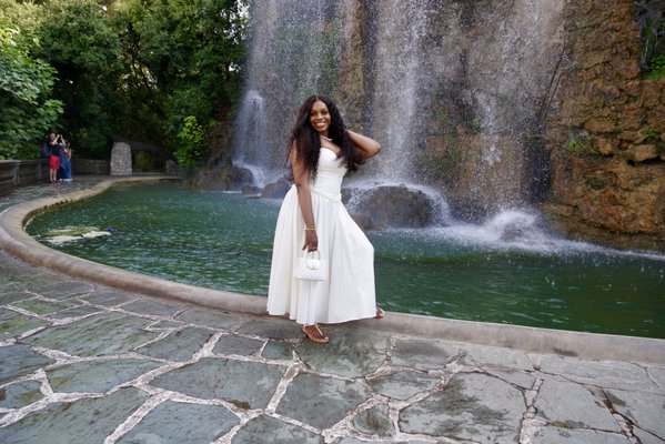 Dating Portrait example