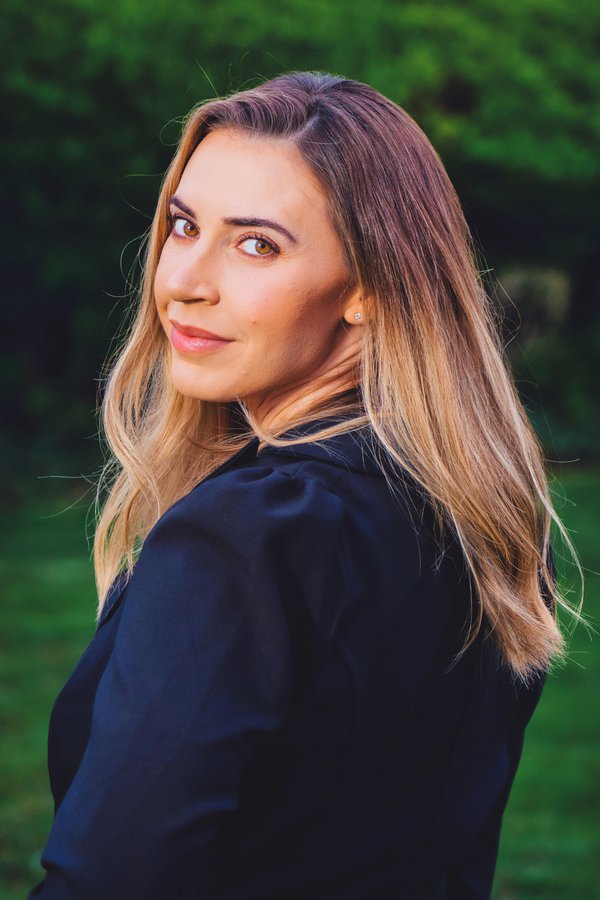 Dating Portrait example