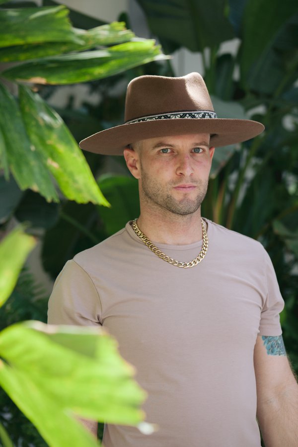 Dating Portrait example