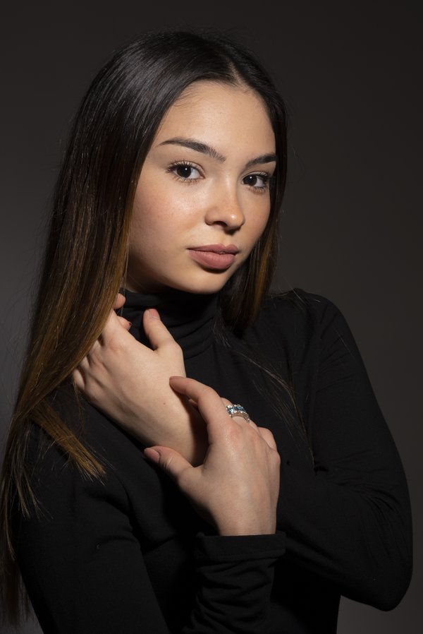 Dating Portrait example