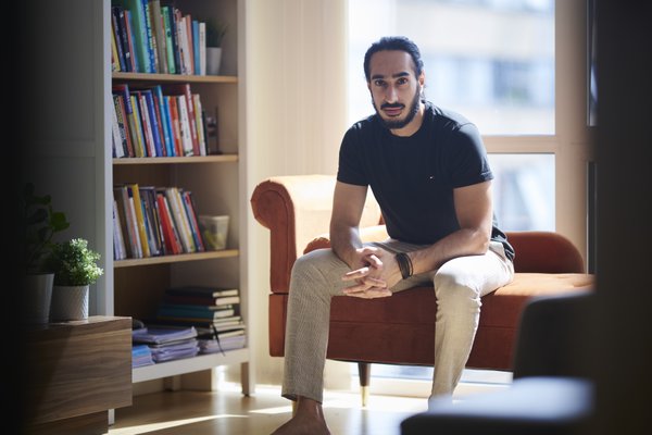 Dating Portrait example