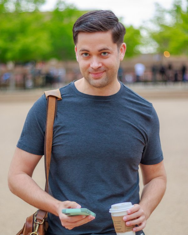 Dating Portrait example