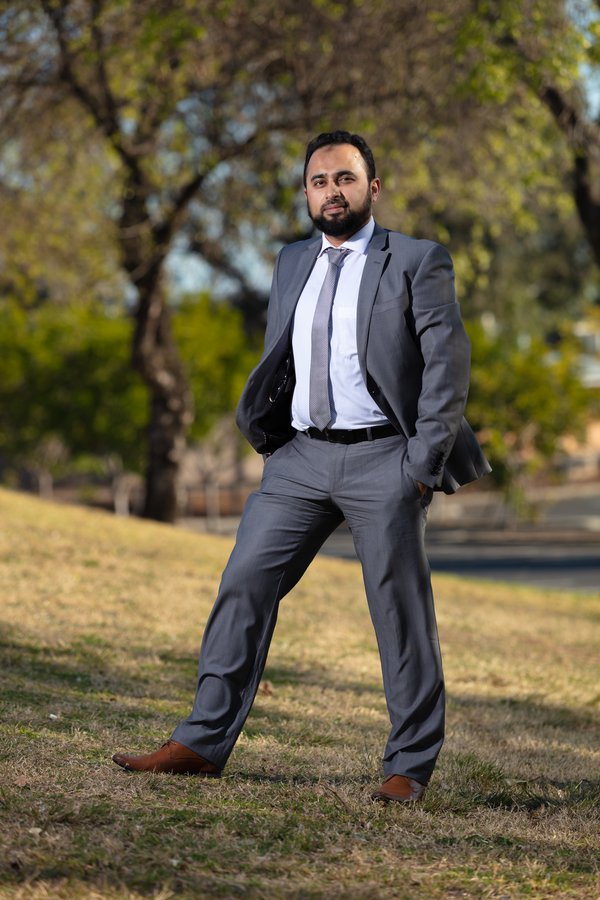 Dating Portrait example