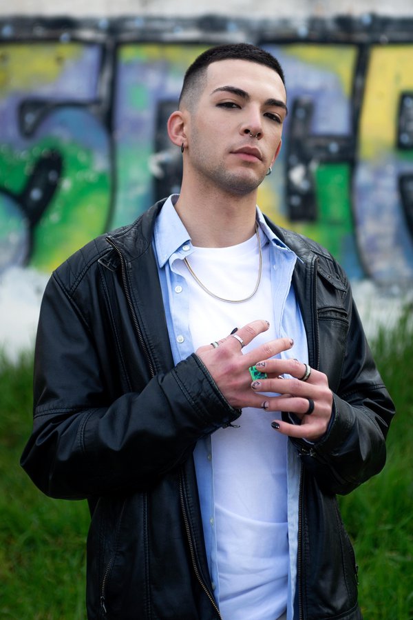 Dating Portrait example