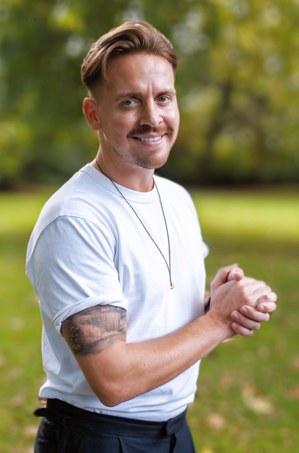 Dating Portrait example