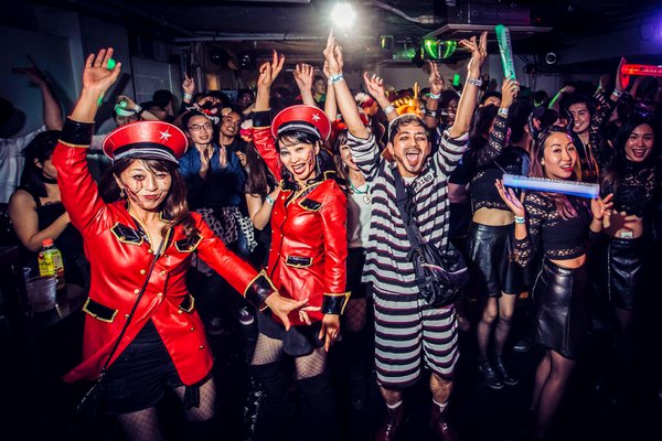 Party featured sample  in Boston