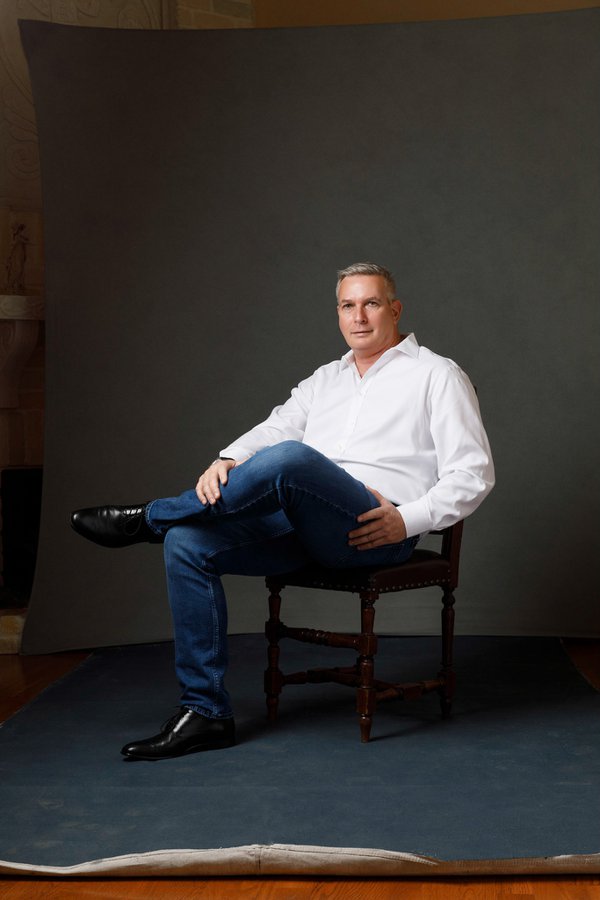 Dating Portrait example