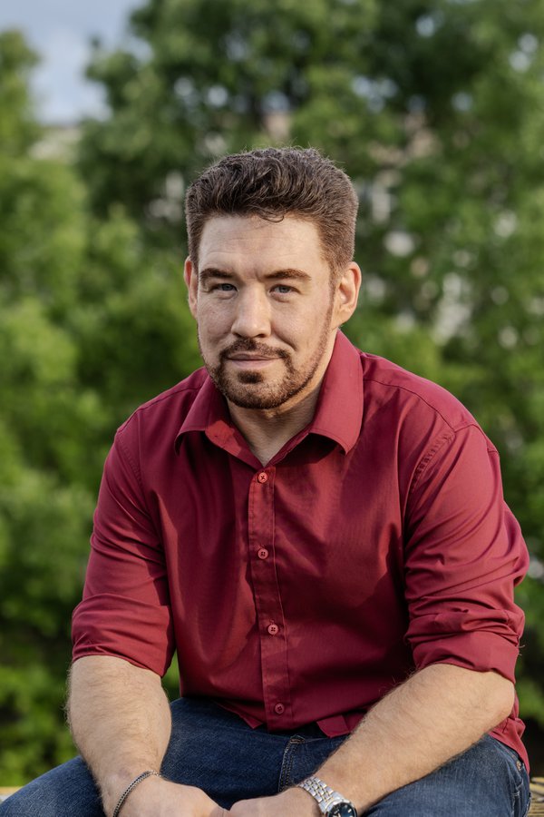 Dating Portrait example