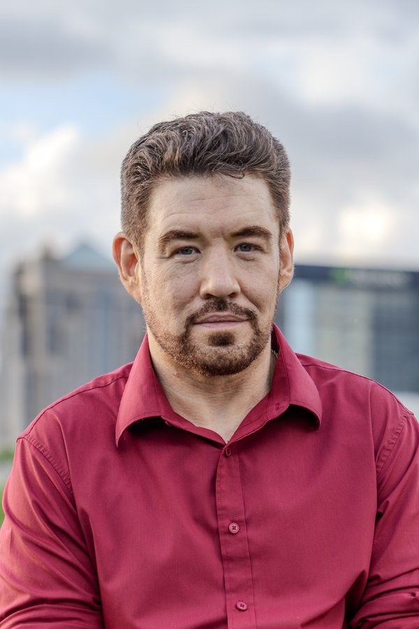 Dating Portrait example