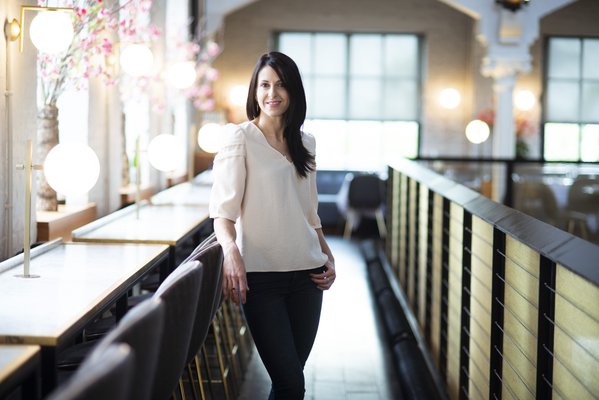 Dating Portrait example