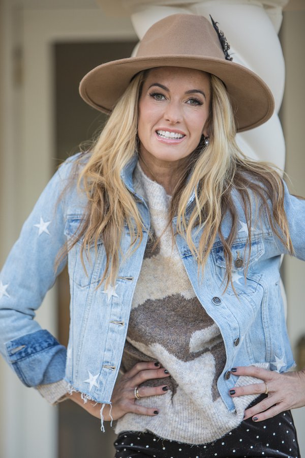 Dating Portrait example