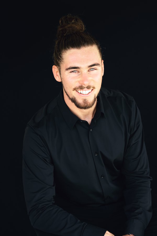 Dating Portrait example