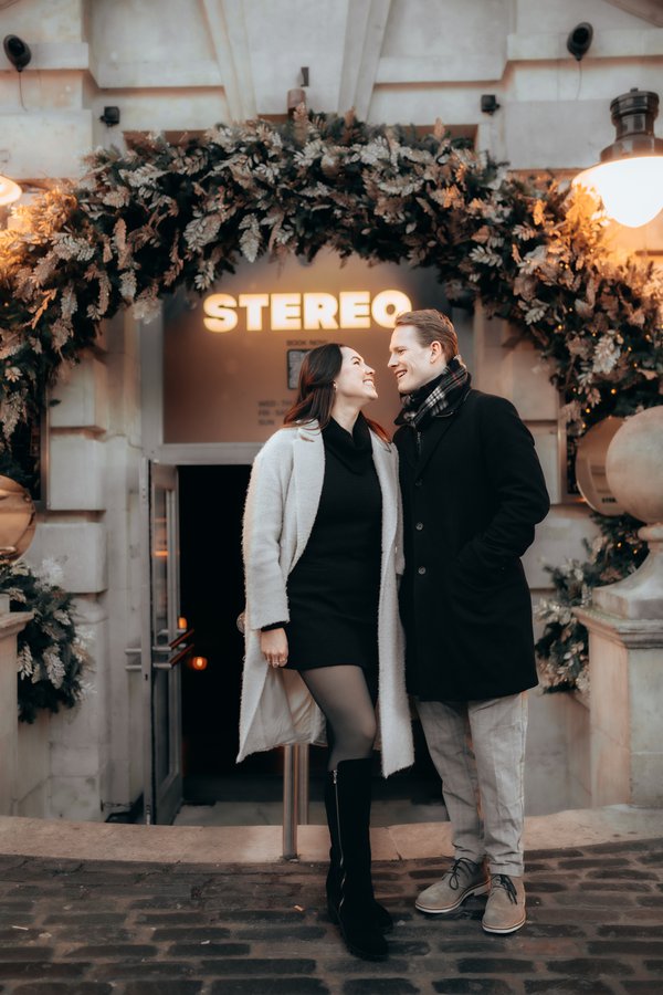 Dating Portrait example