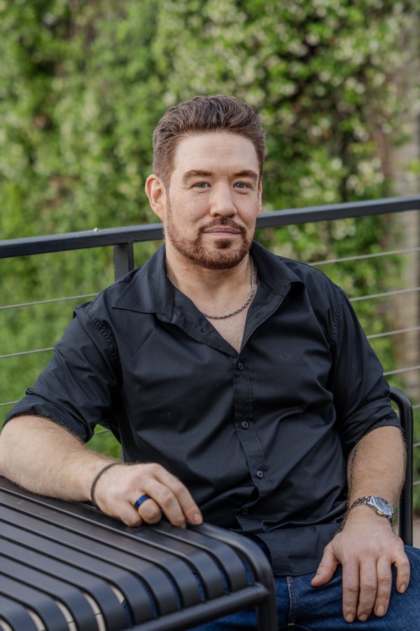 Dating Portrait example