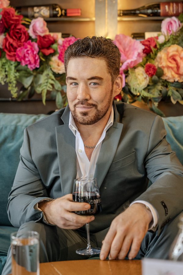 Dating Portrait example
