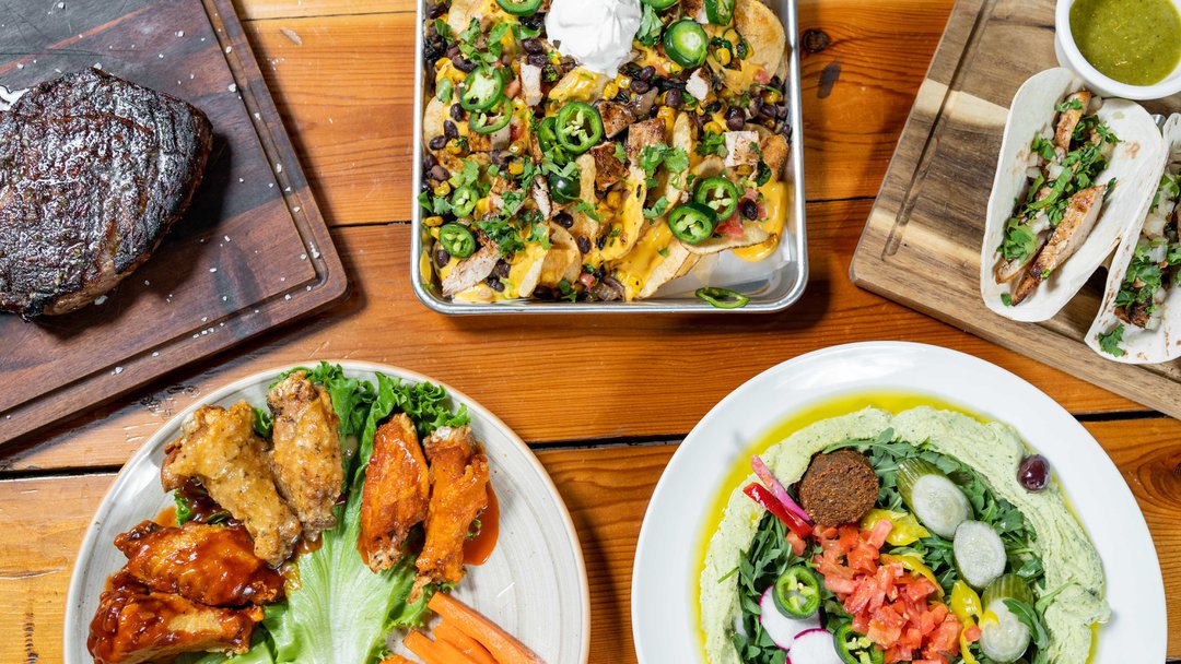 411 Sports Bar & Grill Houston in Houston, TX Snappr