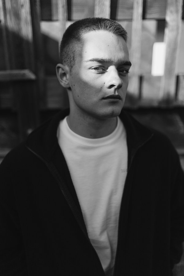 Dating Portrait example