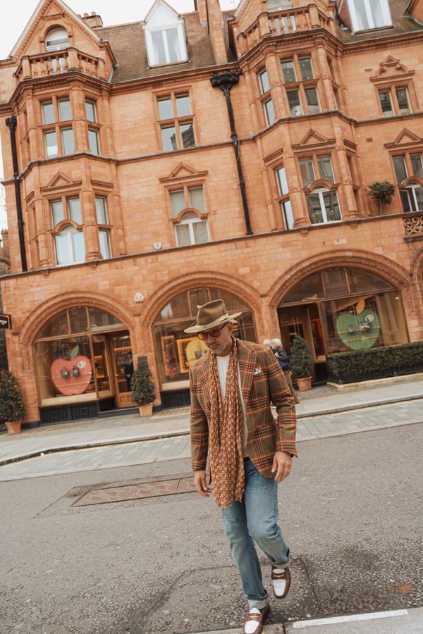 Dating Portrait example