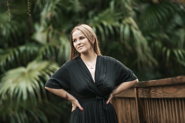 Dating Portrait example