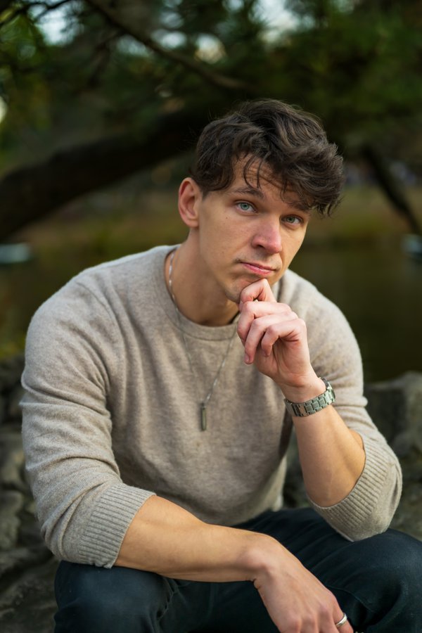 Dating Portrait example