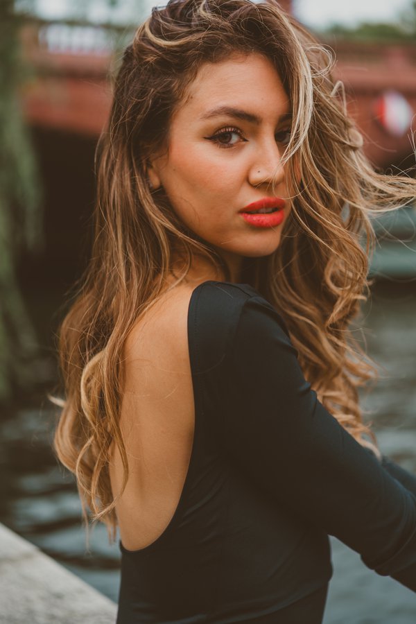 Dating Portrait example