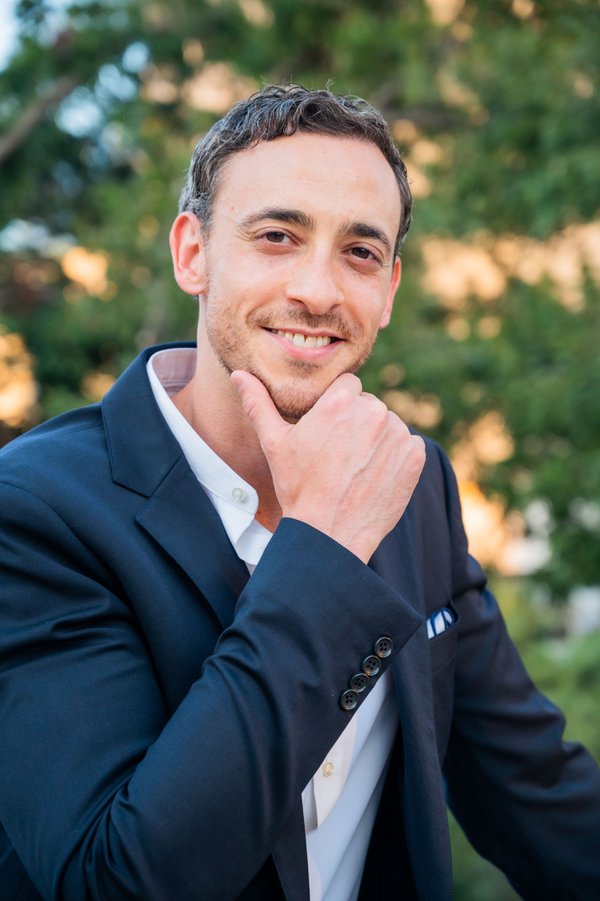 Dating Portrait example
