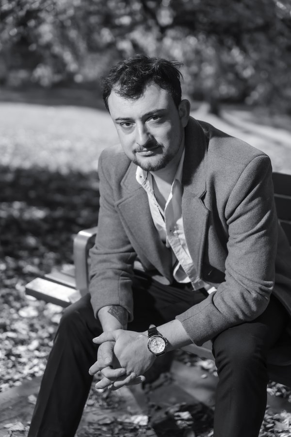 Dating Portrait example