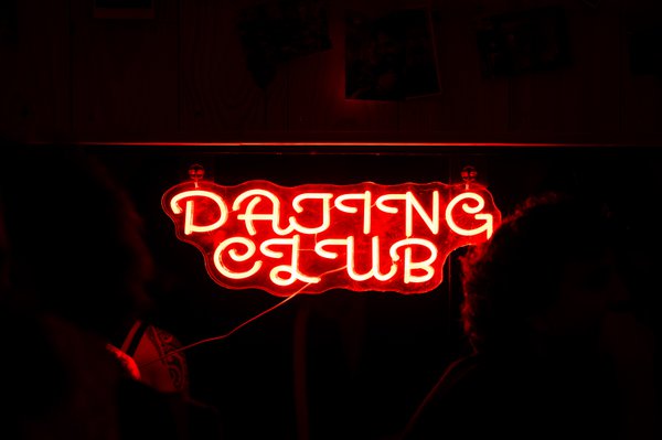 Dating Portrait example