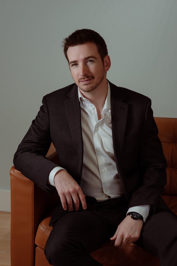 Dating Portrait example