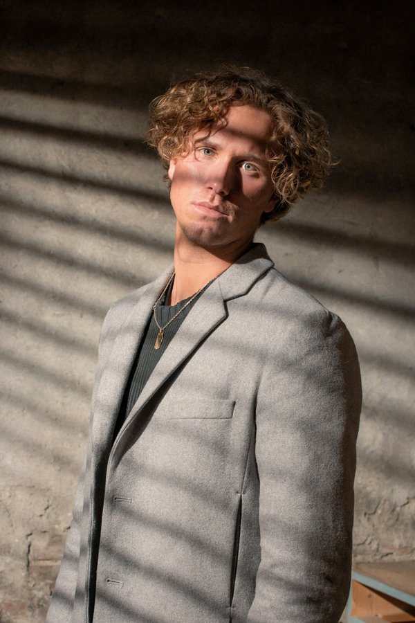 Dating Portrait example