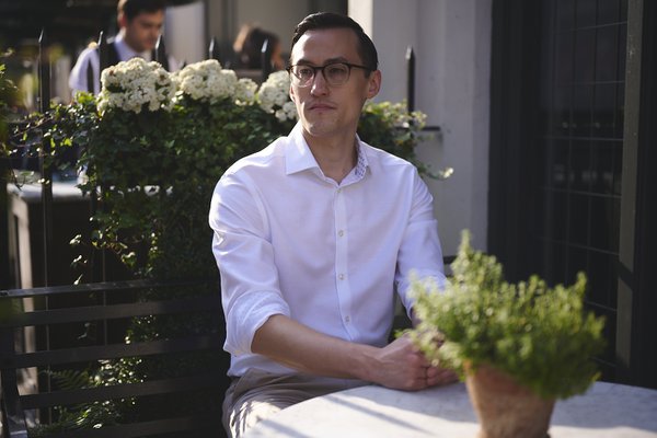 Dating Portrait example