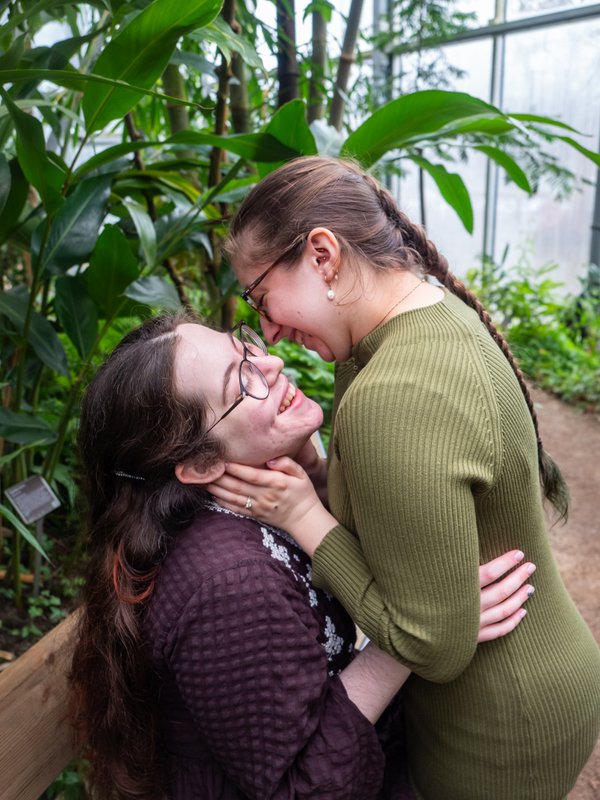 Dating Portrait example