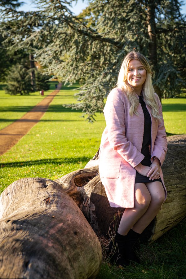 Dating Portrait example