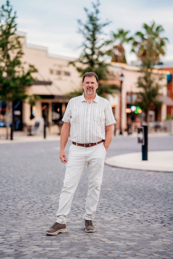 Dating Portrait example