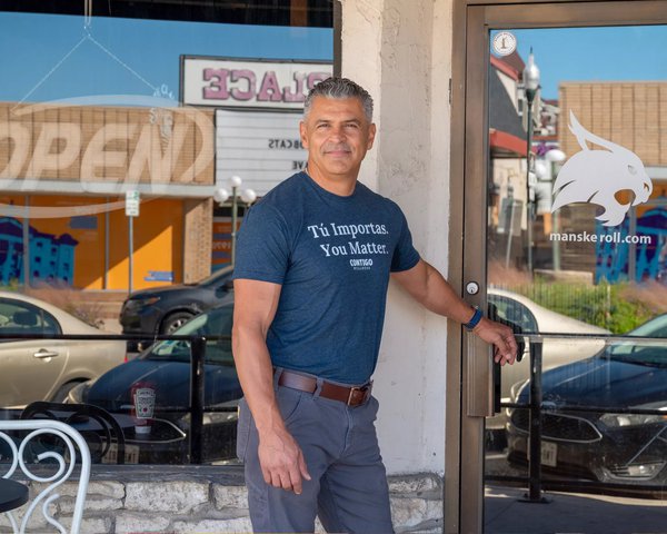 Dating Portrait example