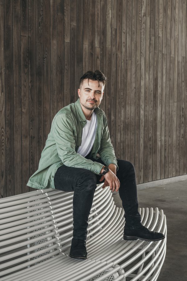 Dating Portrait example
