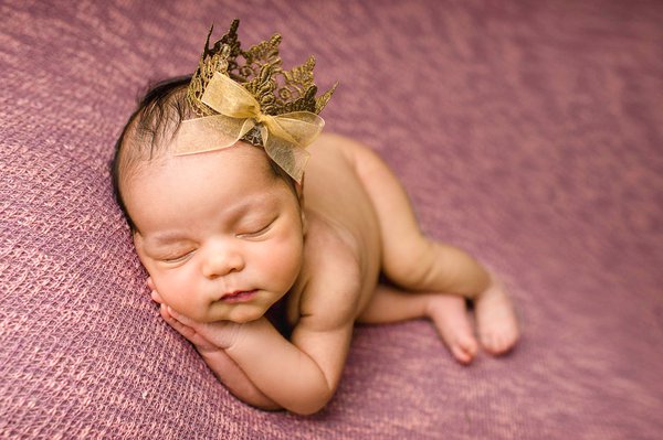 Newborn featured sample  in Berlin
