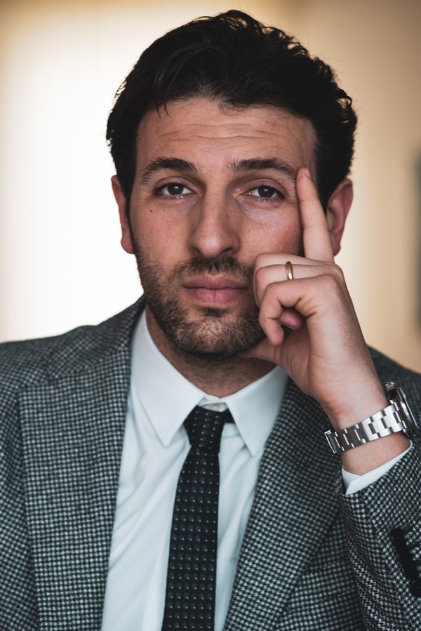 Dating Portrait example