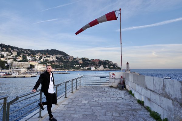 Dating Portrait example