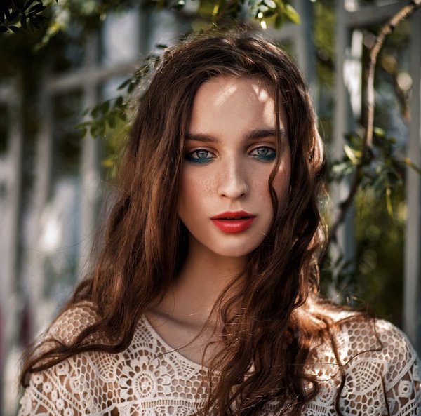 Dating Portrait example