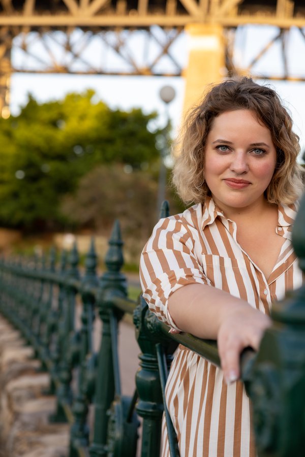 Dating Portrait example