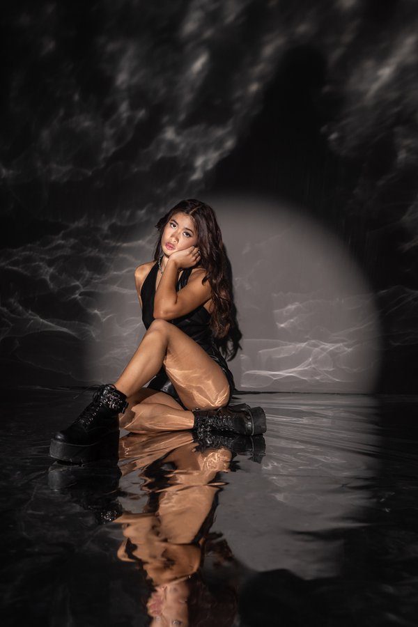 Dating Portrait example