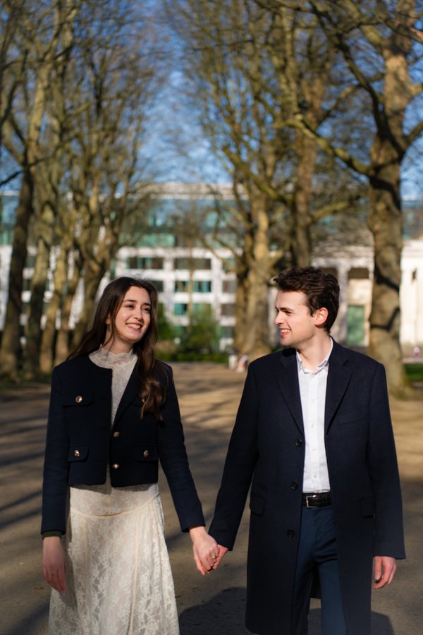 Dating Portrait example