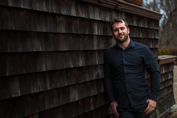 Dating Portrait example