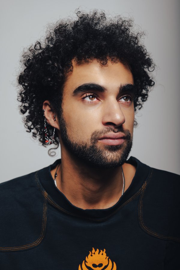 Dating Portrait example