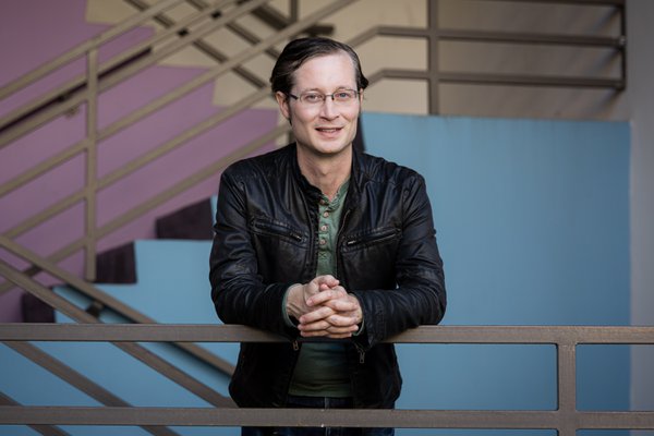 Dating Portrait example