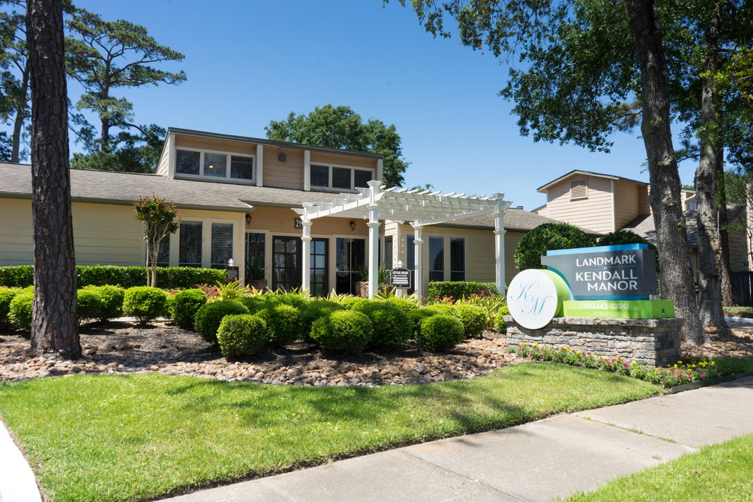 Kendall Manor Real Estate Shoot in Houston, TX Snappr