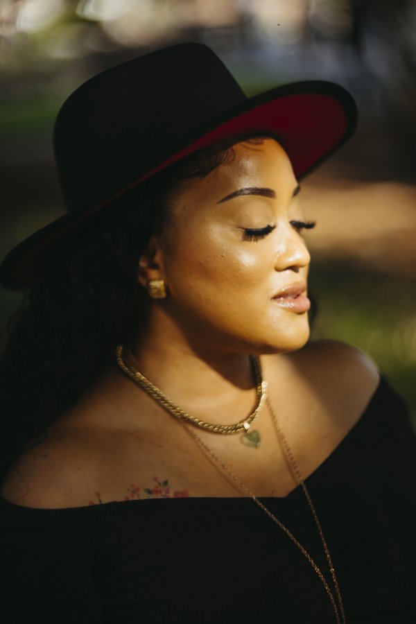 Dating Portrait example