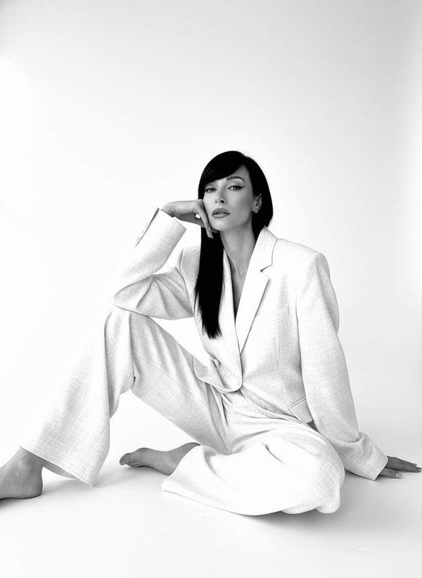 Dating Portrait example